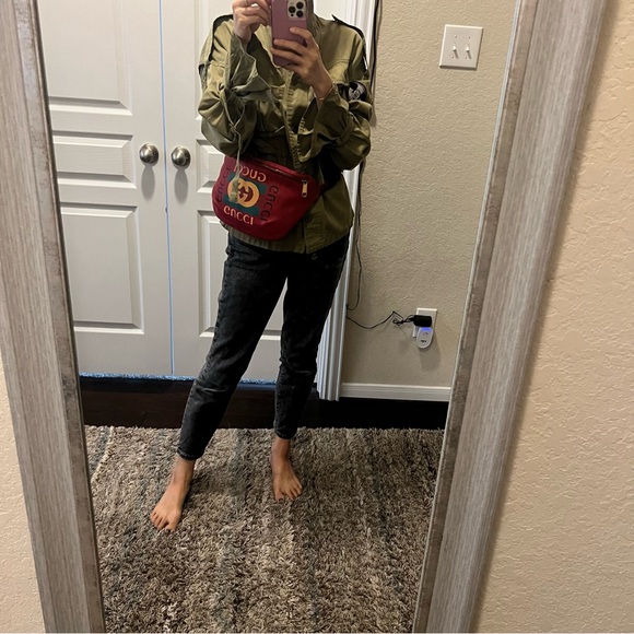 Gucci Grained Calfskin Logo Belt Bag Red Large - Picture 13 of 16